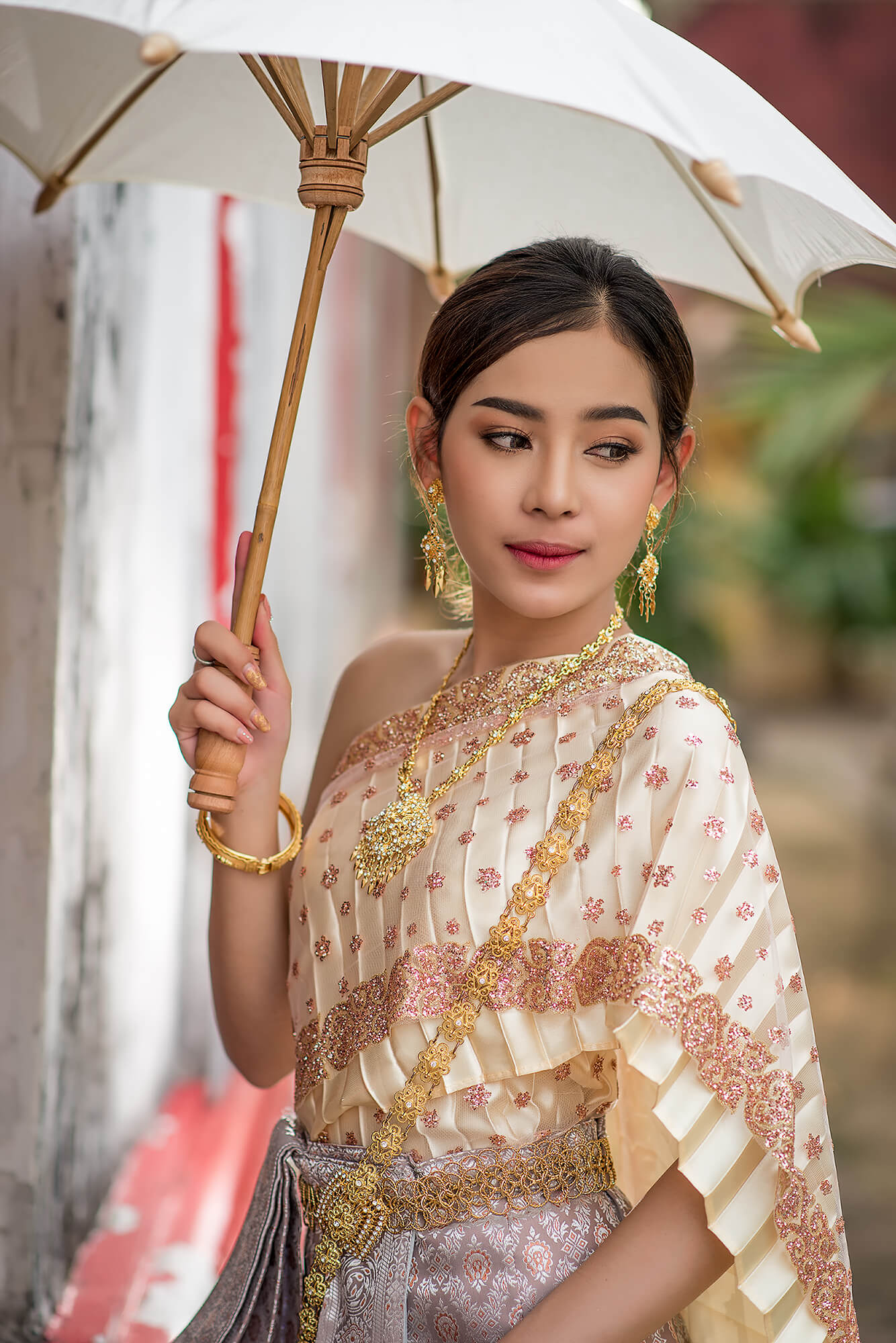 Phuket Traditional Thai clothing Photoshoot