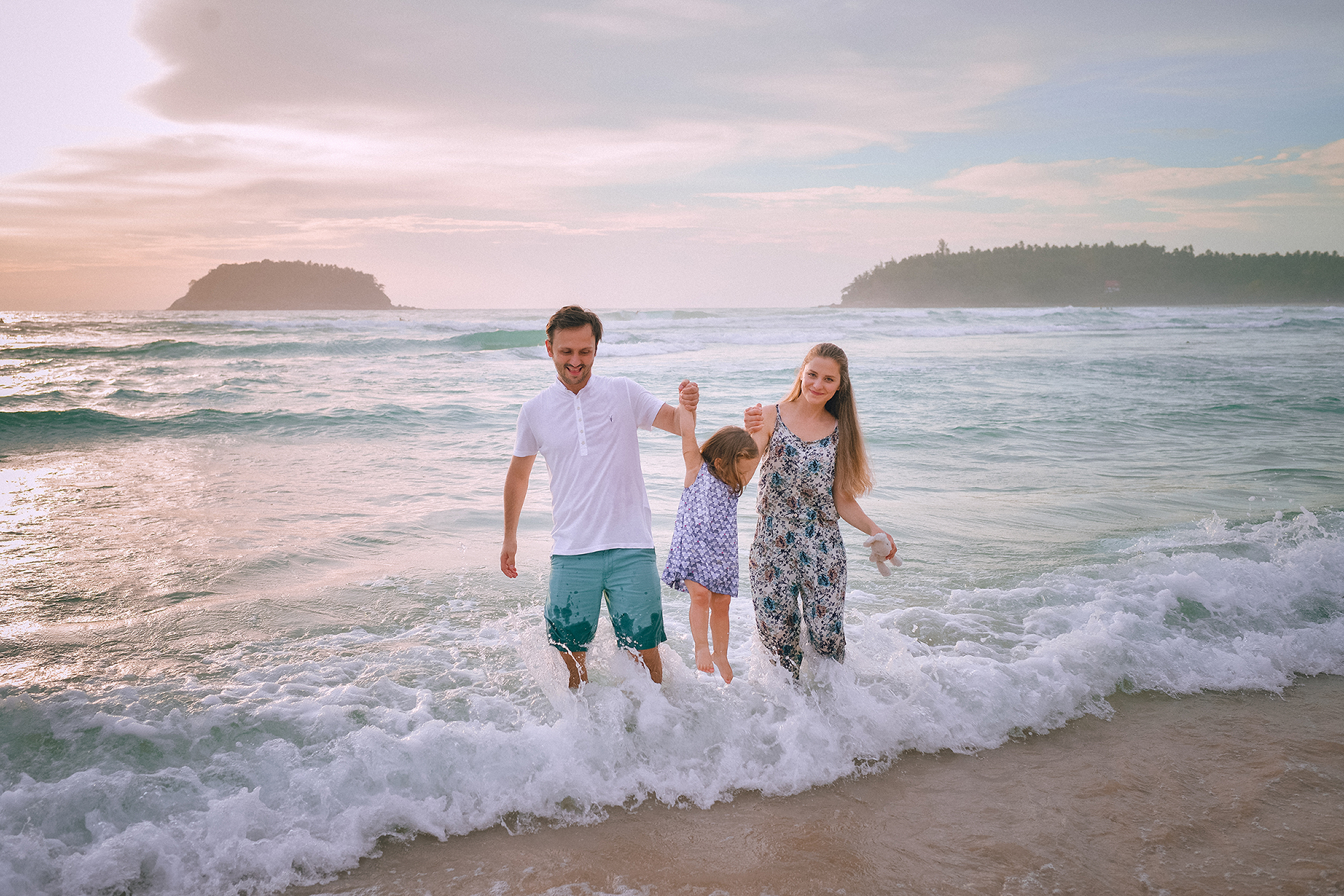 Phuket Thailand family photoshoot